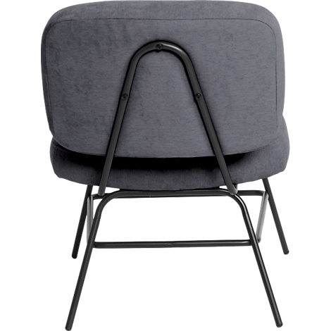 Chaise grise, vue arrière. Structure en métal noir, dossier et assise rembourrés.