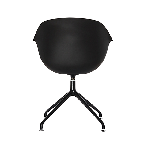 Silla negra con asiento redondo y base de tres patas sobre fondo blanco.