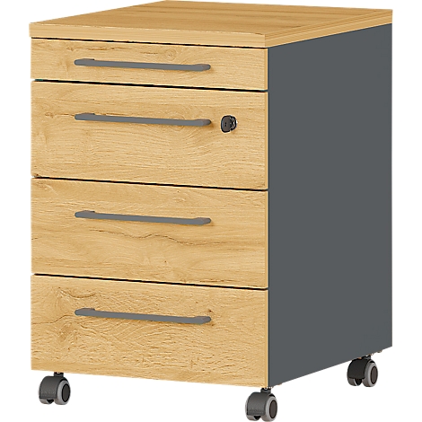 Un caisson mobile en bois avec quatre tiroirs, des poignées grises, une serrure et des roulettes.