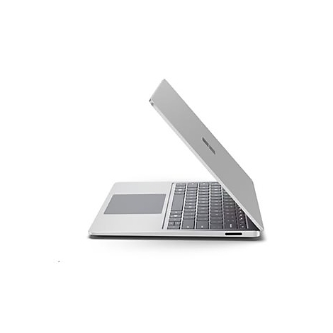 Ein graues Notebook, halb geÃ¶ffnet, auf weiÃŸem Hintergrund. Tastatur, Touchpad und das Firmenlogo sind zu sehen.