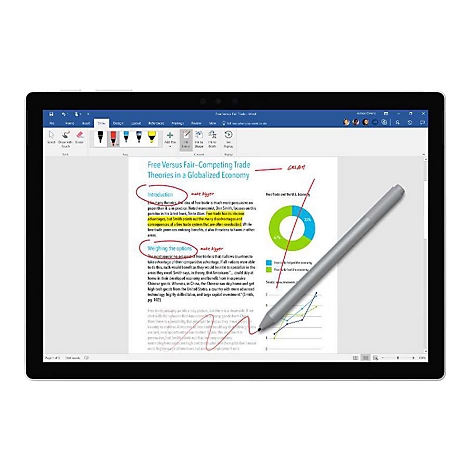 Une tablette avec un stylet, en train de modifier un texte. Le texte est mis en Ã©vidence en rouge, des diagrammes sont visibles.