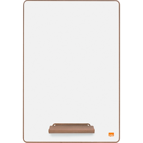 Tableau blanc avec cadre et étagère marron.