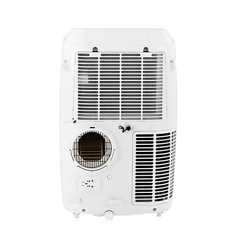 Achterkant van een witte airconditioning unit. Grote ventilatieroosters, ronde opening voor uitlaat. Aansluitingen aan de onderkant en kleine voetjes.