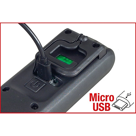 Schwarzes Gerät mit Micro-USB-Anschluss und grünem Licht. Im Bild ist „Micro USB“ zu sehen.