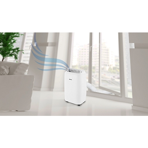 Weisser Luftreiniger im Wohnzimmer, blauer Windstrom vom Gerät. Helles Sonnenlicht durch das Fenster.