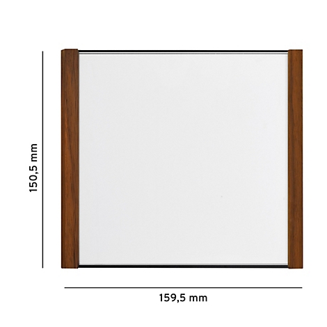 Vierkante spiegel met houten frame. Afmetingen: 159,5 x 150,5 mm.