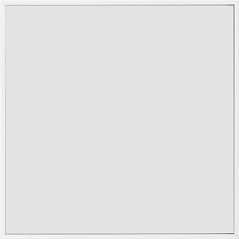 Cadre blanc, intérieur blanc.