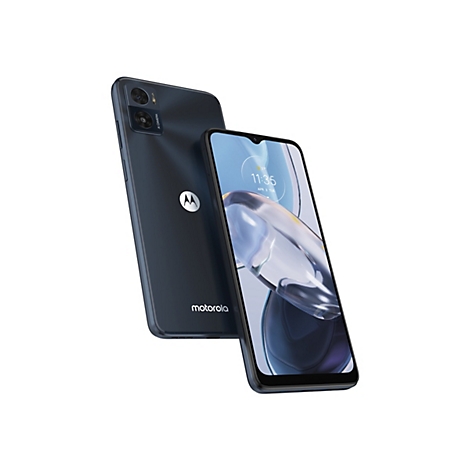 Zwei blaue Motorola-Smartphones auf weißem Hintergrund. Eines zeigt das Display mit der Uhrzeit 11:35 Uhr und Datum.