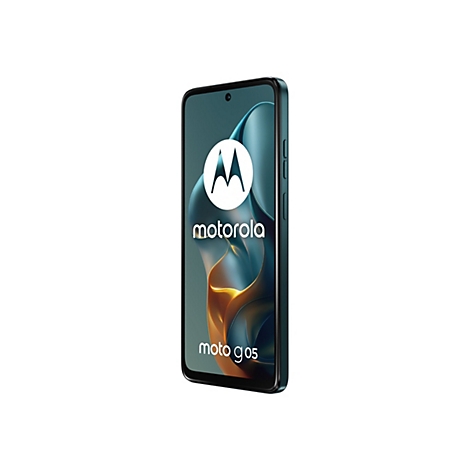 Smartphone Motorola Moto g05, blau. Auf dem Display Logo und Schriftzug Motorola.