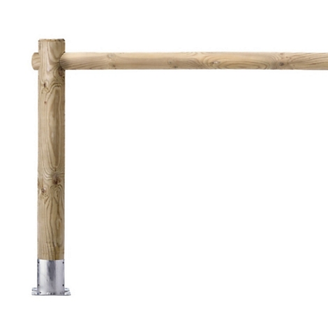 Ein rustikaler Holzpfosten mit horizontalem Balken auf einem silbernen Metallfuß vor weißem Hintergrund.
