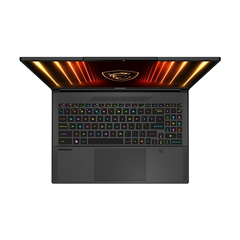 Draufsicht auf einen schwarzen Laptop mit beleuchteter Tastatur. Der Bildschirm zeigt ein abstraktes Muster in Orange und Gelb.