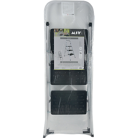 Un escabeau pliant, emballé dans du plastique. Construction en métal gris avec des marches noires et un autocollant.