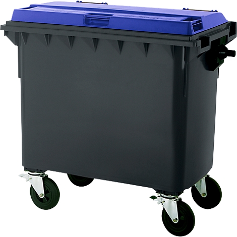 Schwarzer Müllcontainer mit blauem Deckel, auf Rollen.