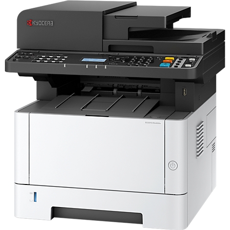 Een zwart-witte Kyocera multifunctionele printer. Boven de papierlade bevindt zich een bedieningspaneel met knoppen en een display.