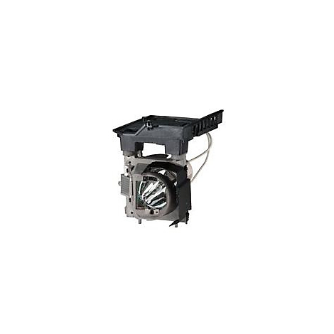 Nahaufnahme einer Projektorlampe mit metallischen und schwarzen Kunststoffteilen, umgeben von Kabeln.