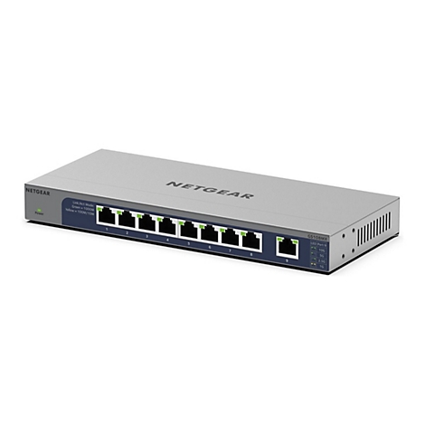 Ein silberner NETGEAR-Switch mit 9 Anschlüssen. Der Switch ist mit den Logos von NETGEAR und Angaben zu den Anschlussgeschwindigkeiten beschriftet.