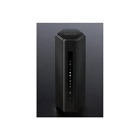 Schwarzer Router, sechseckige Form, LED-Anzeige. Aufschrift: 'Gigafast'.