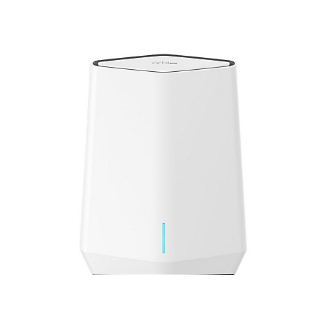 Weißer Orbi WLAN-Router mit einer vertikalen, leuchtend blauen LED-Statusanzeige vor neutralem Hintergrund.