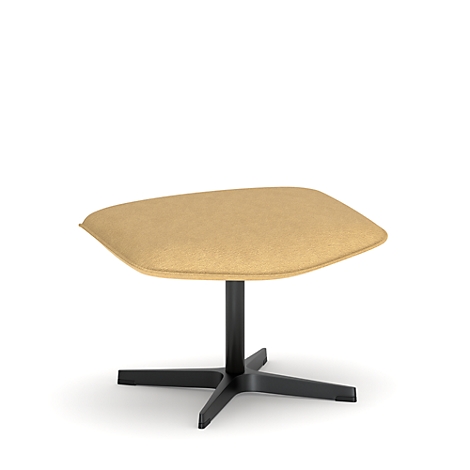 Hocker mit gelbem Sitz und schwarzem Fuß. Der Hocker steht auf einem weißen Hintergrund.