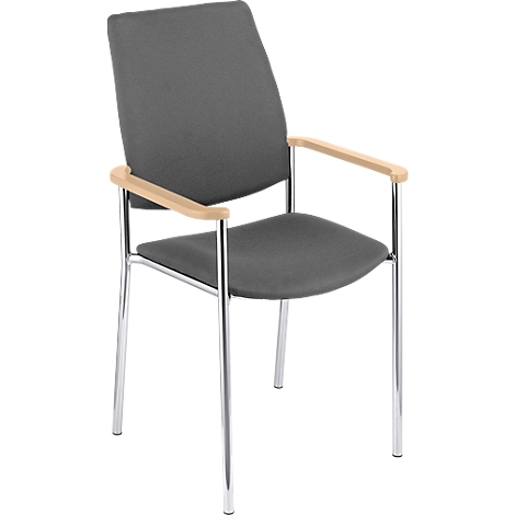 Ein grauer Stuhl mit Armlehnen. Der Sitz und die Rückenlehne sind aus Stoff, die Armlehnen aus Holz und das Gestell aus Metall.