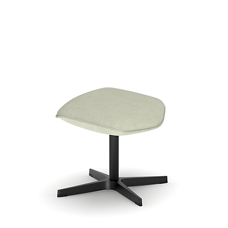 Hocker, quadratisch mit leicht abgerundeten Ecken, cremefarbene Sitzfläche, schwarzes Fußkreuz.