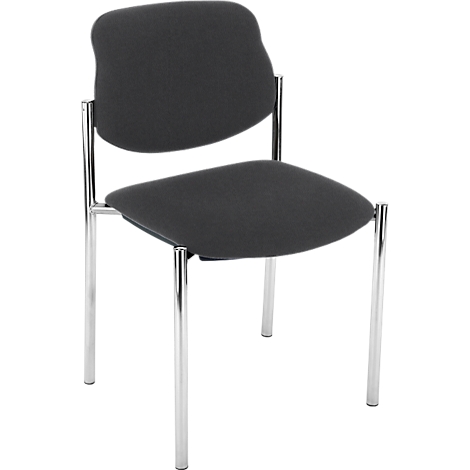 Chaise noire avec cadre chromé. L'assise et le dossier sont rembourrés. Le dossier a une forme irrégulière.