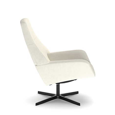 Fauteuil crème, design élégant, avec piètement étoile noir, isolé sur fond blanc.