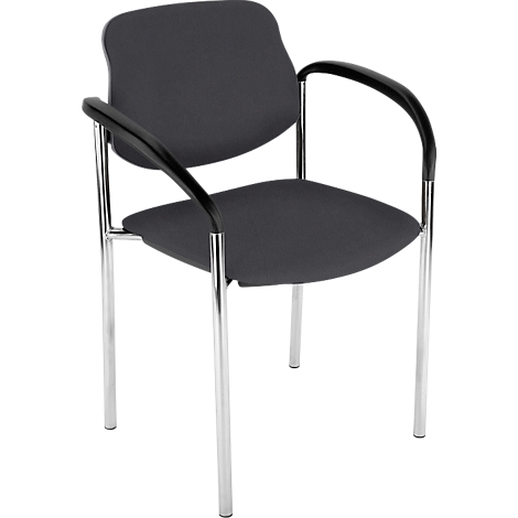Grijze stoel met armleuningen en chromen frame. Rugleuning en zitting zijn gewatteerd.