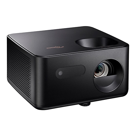 Un projecteur noir avec un logo Optoma. L'avant comporte l'objectif et un capteur. Le design est minimaliste.