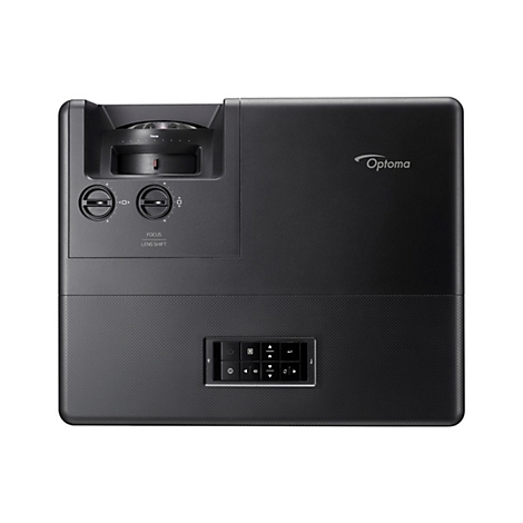 Projecteur Optoma gris foncé, vue de dessus. Réglages de la mise au point et du décalage de l'objectif, panneau de contrôle. Logo Optoma.