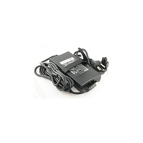 Schwarzes Dell-Laptop-Netzteil mit Netzkabel auf weißem Hintergrund.