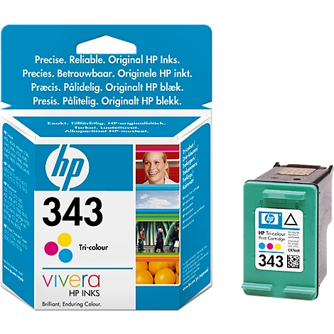 Eine HP 343 Tri-Colour Druckerpatrone und ihre Verpackung vor weißem Hintergrund. Die Patrone ist grün und schwarz, die Verpackung blau.