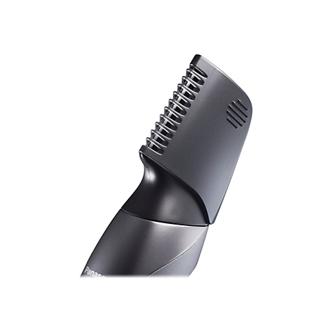 Gros plan d'une tondeuse à barbe grise. La tête de rasage est dotée d'un peigne et d'ouvertures de ventilation. On peut voir le nom Panasonic.