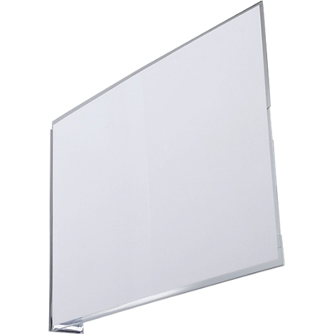 Rangées de boîtes dans un entrepôt. Rayons bleus et jaunes avec des étiquettes.