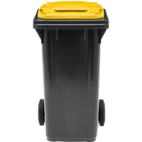 Contenedor de basura negro con tapa amarilla y dos ruedas.