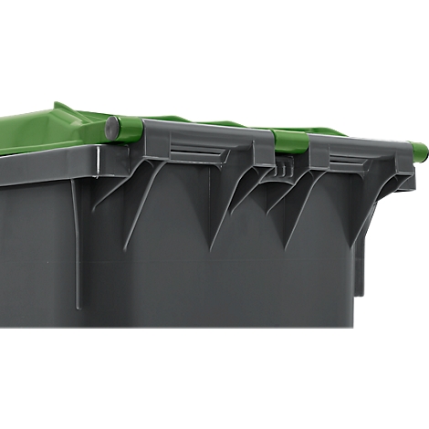 Primer plano de un cubo de basura gris con tapa verde. La tapa está parcialmente abierta, mostrando una vista detallada de la construcción.