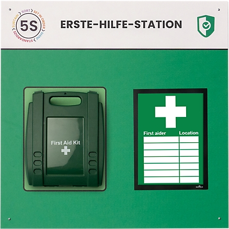 Grüne Erste-Hilfe-Station mit Verbandskasten und Infotafel. Beschriftung: Erste-Hilfe-Station, First Aid Kit, First aider, Location.