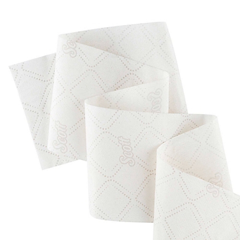 Gros plan sur un rouleau de papier toilette roulé avec un motif de losanges en relief et le mot 'Scott'.