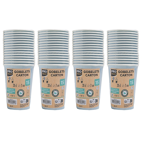 Vier Stapel Pappbecher vor weißem Hintergrund. Becher haben Aufdruck "PRO GOBELETS CARTON 15".