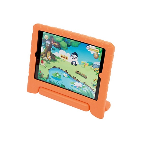 Ein Tablet in einer robusten, orangefarbenen Schutzhülle zeigt ein farbenfrohes Kinderspiel mit einem Pandabären.