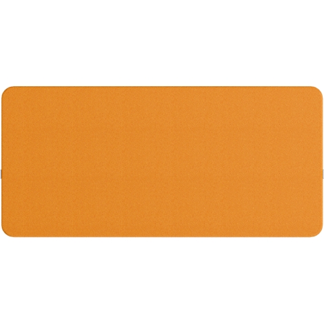 Objet rectangulaire orange aux coins légèrement arrondis. La surface présente une texture fine.
