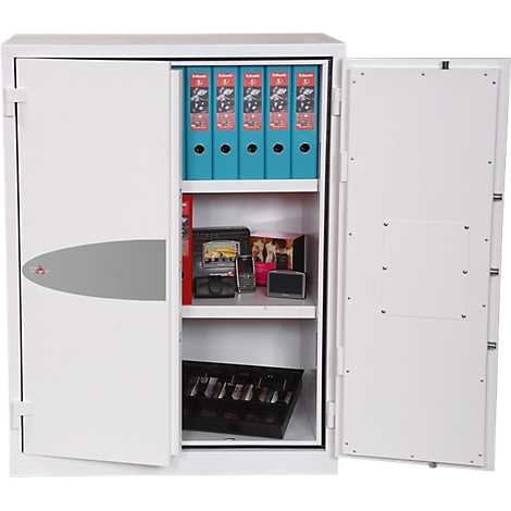 Een witte, geopende kluiskast met ordners en elektronische apparatuur aan de binnenkant.