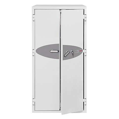 Weißer Metall-Flügeltürenschrank mit silbernen Griffplatten und Schloss vor neutralem Hintergrund.