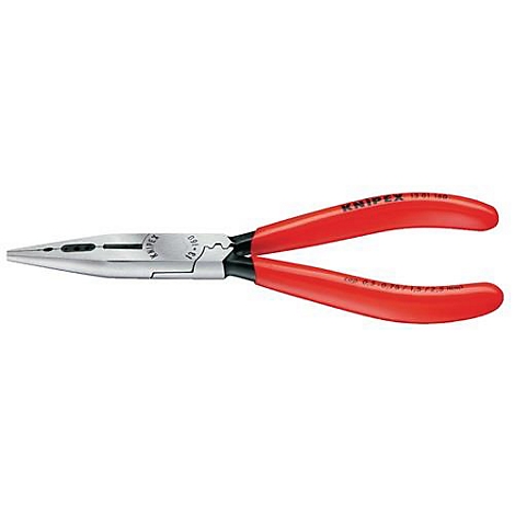 Pinces à bec long avec poignées rouges, marque Knipex. La tête de la pince est argentée et comporte trois trous.