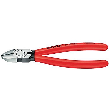 Pince coupante Knipex, rouge avec surfaces de coupe noires. Inscription : KNIPEX 70 01 160. Sur les surfaces de coupe : KNIPEX 70-160 Germany.