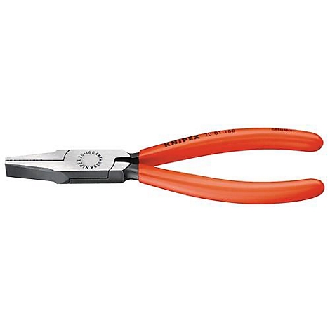 Pince plate avec poignées orange. Inscription : KNIPEX 10 01 160.