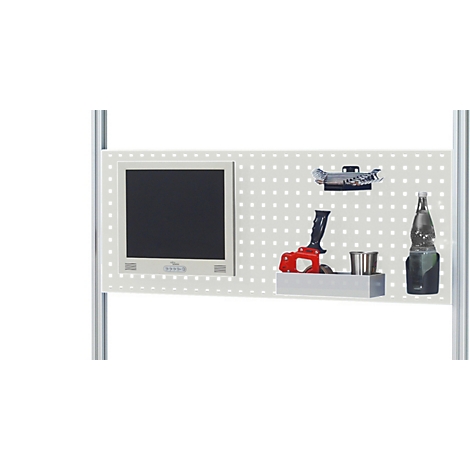 Panneau perforé gris avec outils et moniteur. Les outils comprennent : pinces, poignées, bouteilles. Le moniteur a un écran noir.