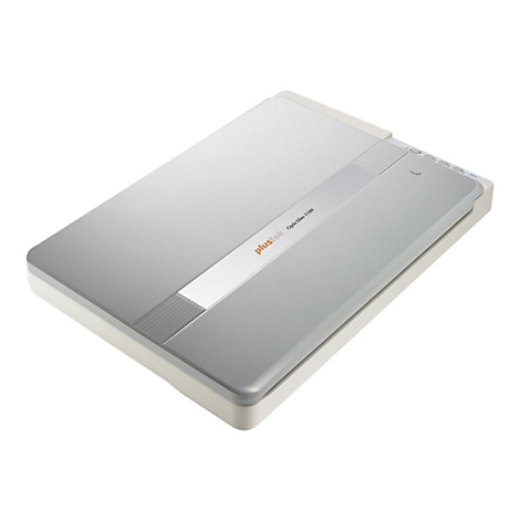 Flacher, silber-weißer Plustek OpticSlim 1180 Flachbettscanner in Perspektivansicht auf weißem Hintergrund.