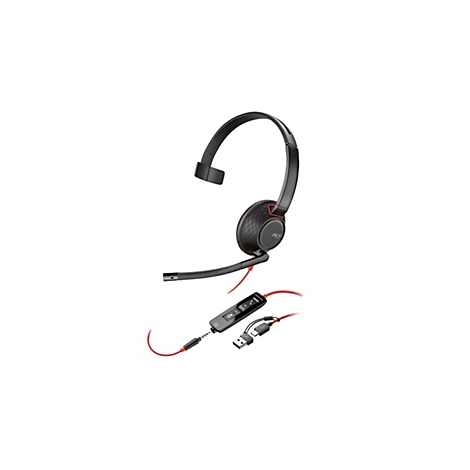 Ein schwarzes Headset mit rotem Kabel. Das Headset hat ein Mikrofon, einen Bügel und einen Bedienungsknopf. Der Hintergrund ist weiß.