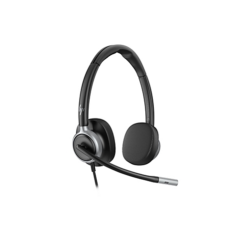 Ein schwarzes Headset mit silbernen Akzenten, Mikrophon und Kabel vor weißem Hintergrund.